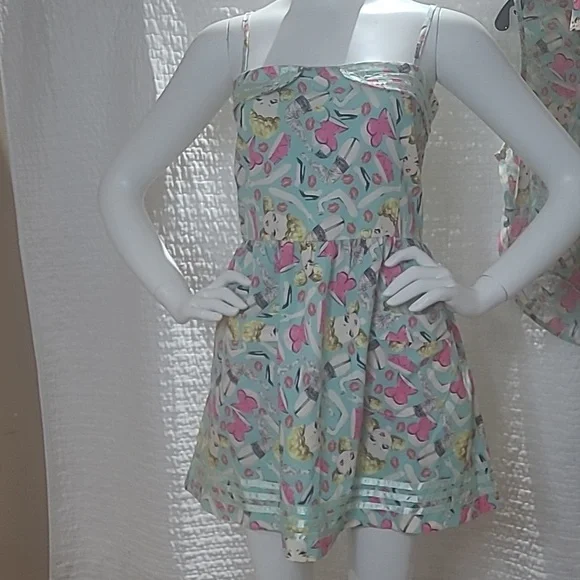 Matching Set - Picture 3 of 16